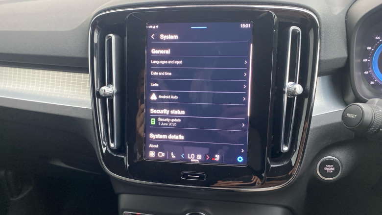 Volvo XC40 2.0 B3P Plus Dark 5dr Auto Petrol Estate